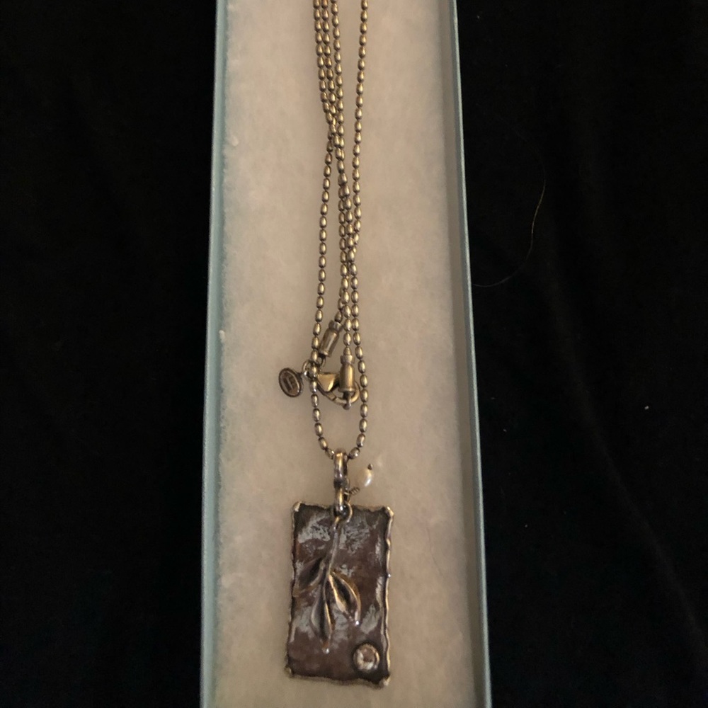 Beautiful Silpada 925 Sterling Silver Necklace